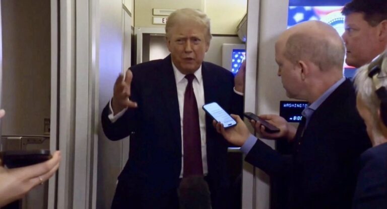 លោកត្រាំ៖ អ៊ីរ៉ង់ចង់ងាកមករកតុចរចាវិញយ៉ាងខ្លាំង ក្រោយបាត់បង់សមត្ថភាពវាយប្រហារទ្រង់ទ្រាយធំ