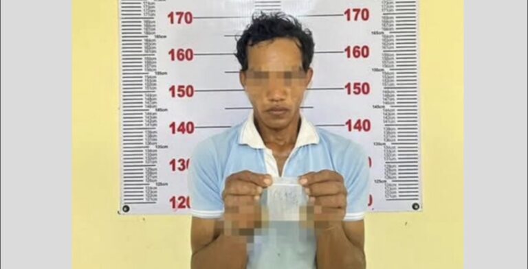 នគរបាលឃាត់ខ្លួនជនសង្ស័យម្នាក់ នៅស្រុកពញាឮ ពាក់ព័ន្ធករណីគ្រឿងញៀន ក្រោយពលរដ្ឋរាយការណ៍តាម App NoDrug